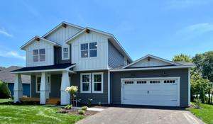 6462 E Laketowne Drive NE