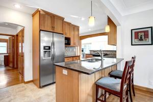 4313 Arthur NE