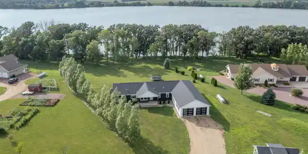7 Schafer Shore