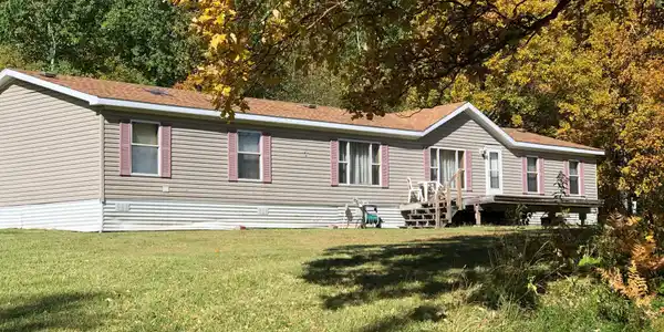 2434 Highway 11 SE