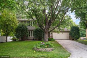 3370 Rosewood N