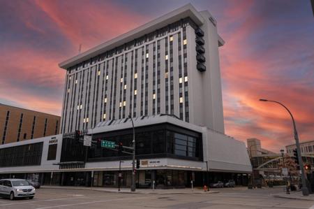 220 Broadway S