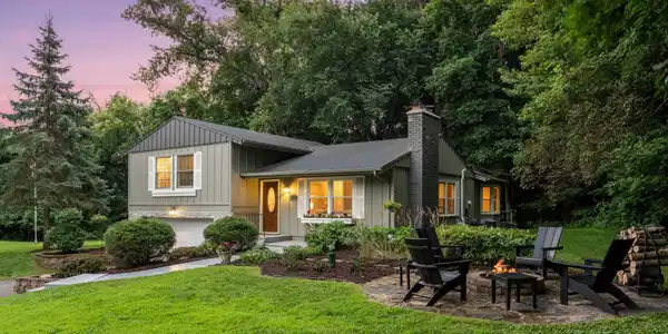 27405 Pine Bend