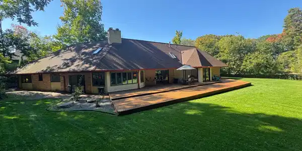1000 Heritage Lane