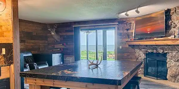 10490 US Highway 169