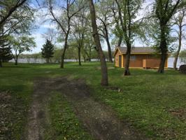 28 North Shore Drive N