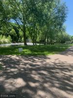 4527 Shady Beach