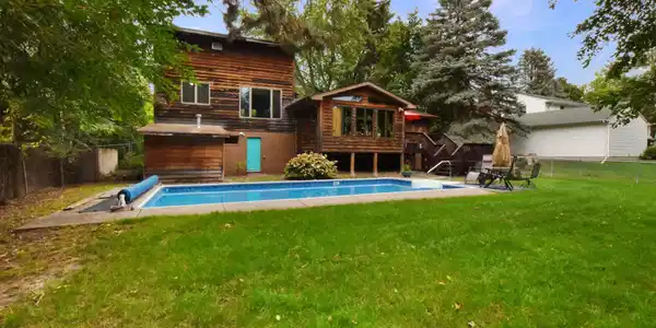2176 Shore