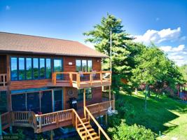 1878 Highway 11 E