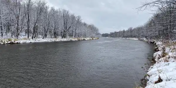 xxx Great River Road