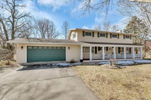 1506 Lucille Lane
