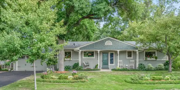2273 Lakeridge