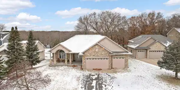1219 Blossom NW