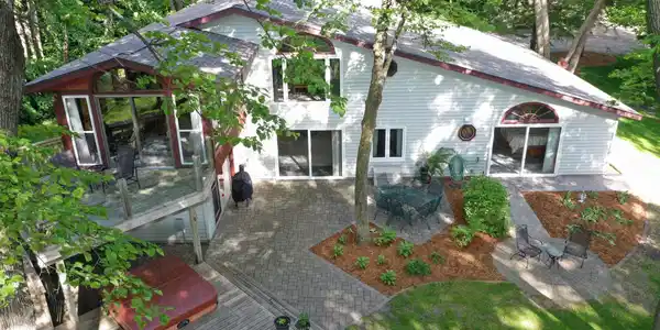 7940 Long Lake