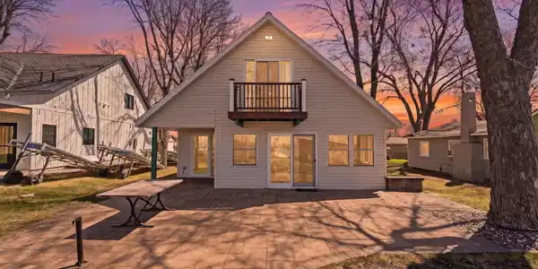 6890 159th Street NE