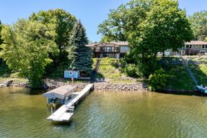 9119 Lake Riley