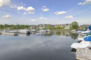 2301 Lost Lake