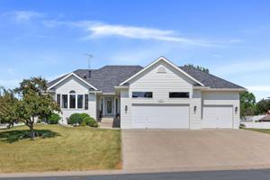 1305 Lakeview