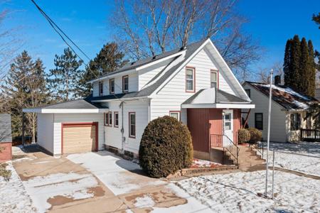 1310 Webb