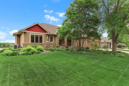 8811 Ridge Ponds Drive