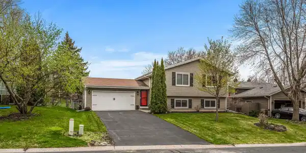 14205 Candlewood Lane NE
