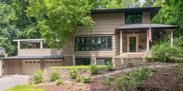 243 Bushaway