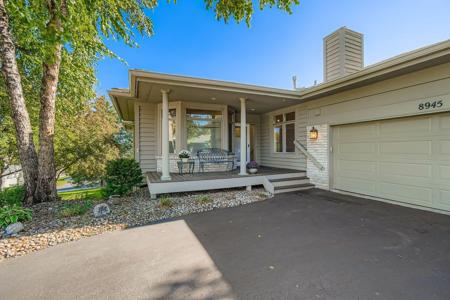 8945 Hilloway Road