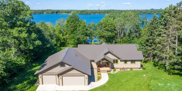 12498 Abby Lane