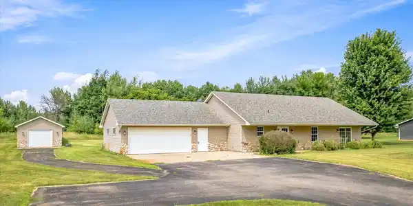 2507 320th Lane NE