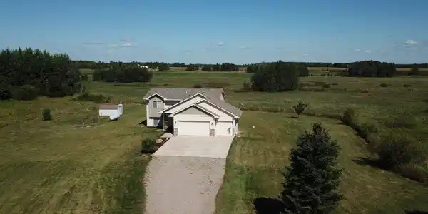 10993 Highway 70