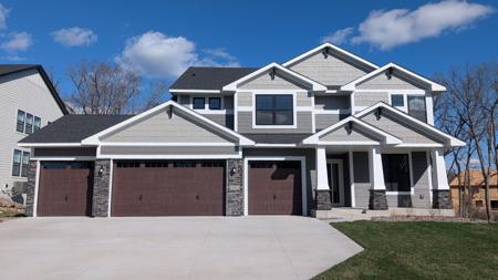 1955 Royal Boulevard N