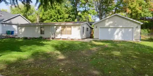 5028 Jennings
