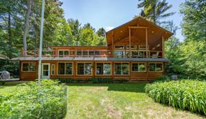 6064 S Bass Lake Drive NE
