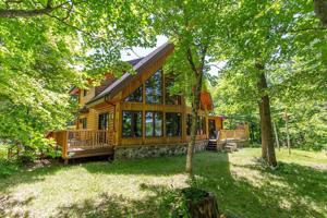 5915 Maple Lake Trail NE