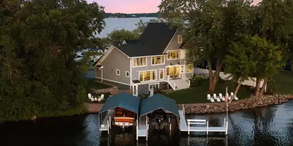 1432 Shoreline Drive