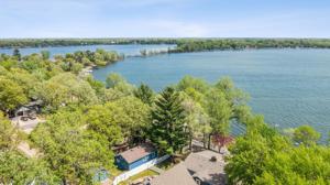 451 Lakeshore Drive