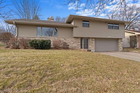 1114 Pike Lake