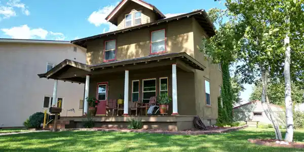 606 Lake
