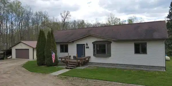 17378 US Highway 169