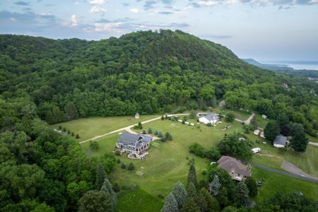 W12412 State Highway 35