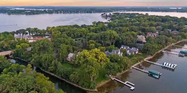 3020 North Shore