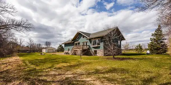 48484 Flicker Lane