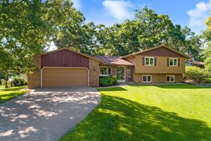 19117 Orchard Trail