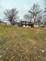 2313 Medicine Lake