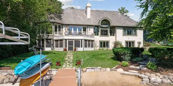 70 Highland