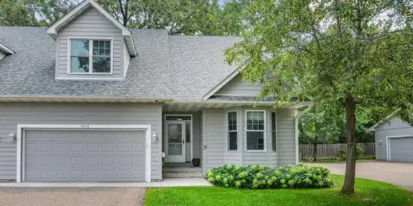 4574 Lake Court