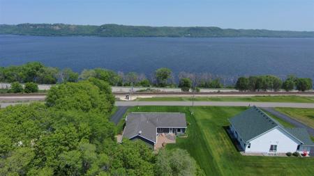 32137 Lakeview Drive