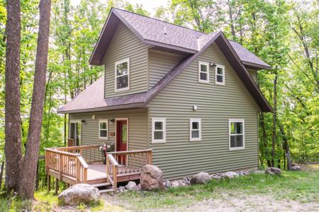 8586 W Graves Lake Road NE