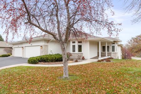 8963 Garland
