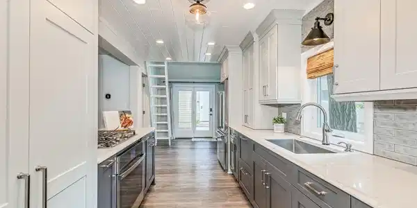3090 Fairview Road SW